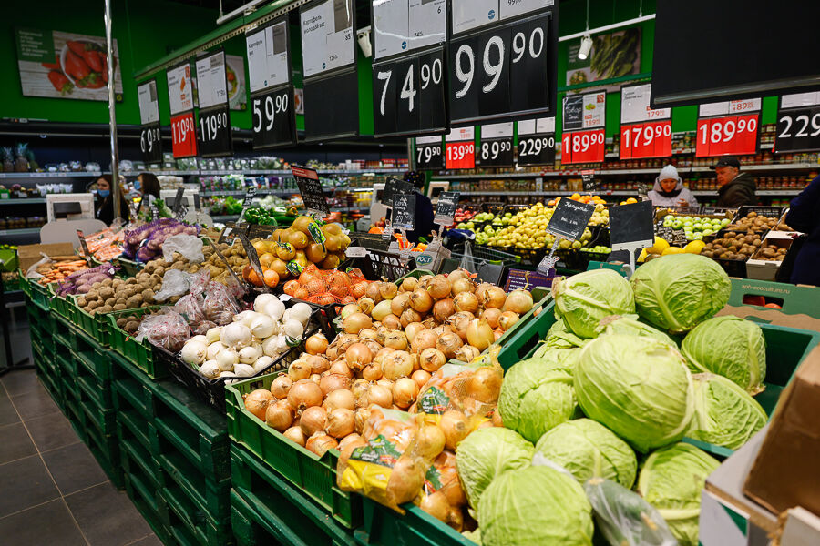 Ритейлеры: в случае блокады поставок в регион запаса продуктов хватит на 3 месяца