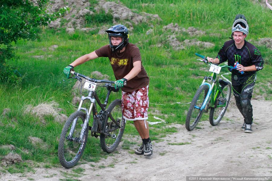 «Прилечь на “трех сиськах”»: фоторепортаж «Нового Калининграда.Ru»