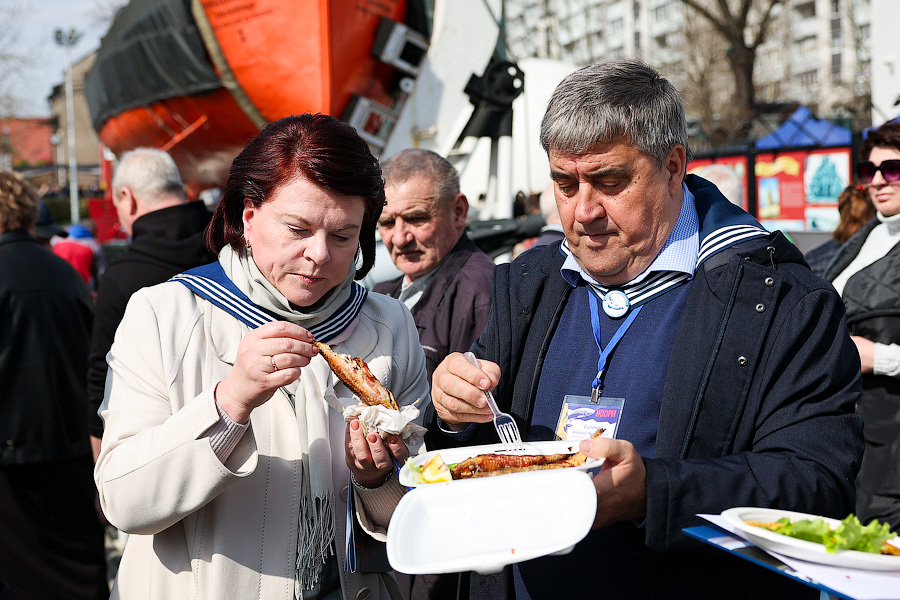Селедка под сакурой: как прошел самый известный в России калининградский праздник (фото)