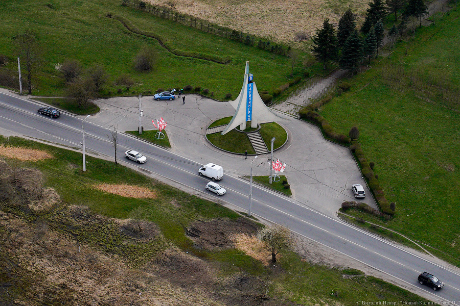 Под винтом вертолёта о чем-то поёт: воздушный парад глазами участника (фото)