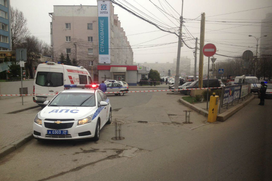 Калининградцы вызвали полицию из-за забытого туристом чемодана