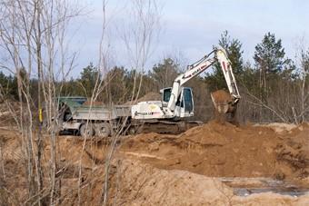 В Багратионовском районе задержан грузовик с нелегально добытым песком