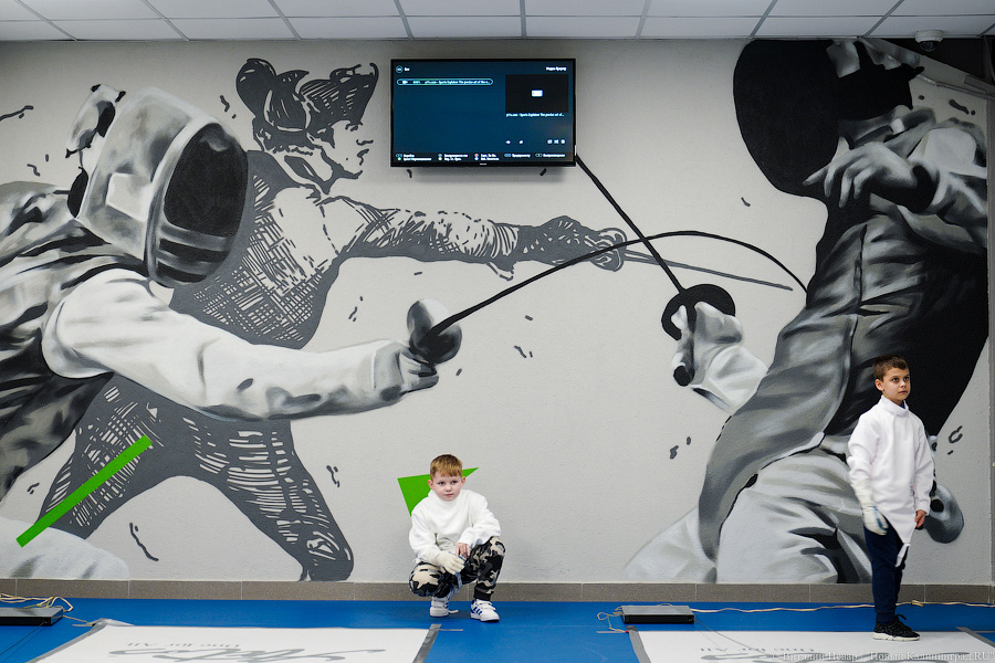 На острие атаки: в Калининграде открылась первая школа фехтования