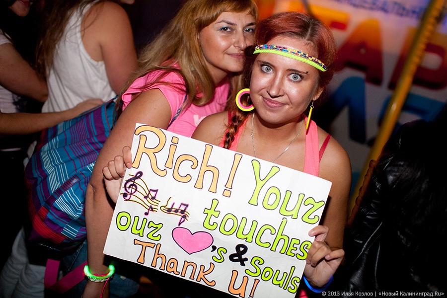 Последний летний опен-эйр: в Зеленоградске прошел фестиваль «Янтарный пляж»