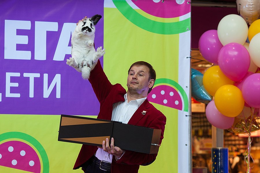 Игры, шопинг, зоопарк: как прошло открытие «Мега Дети»