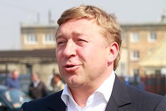 Депутаты Окрсовета отложили вопрос о возвращении мэра на неопределенный срок
