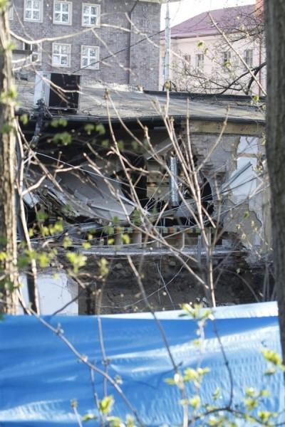 Обрушилась стена входа в зоопарк, собственник объекта говорит о реконструкции (+фото)