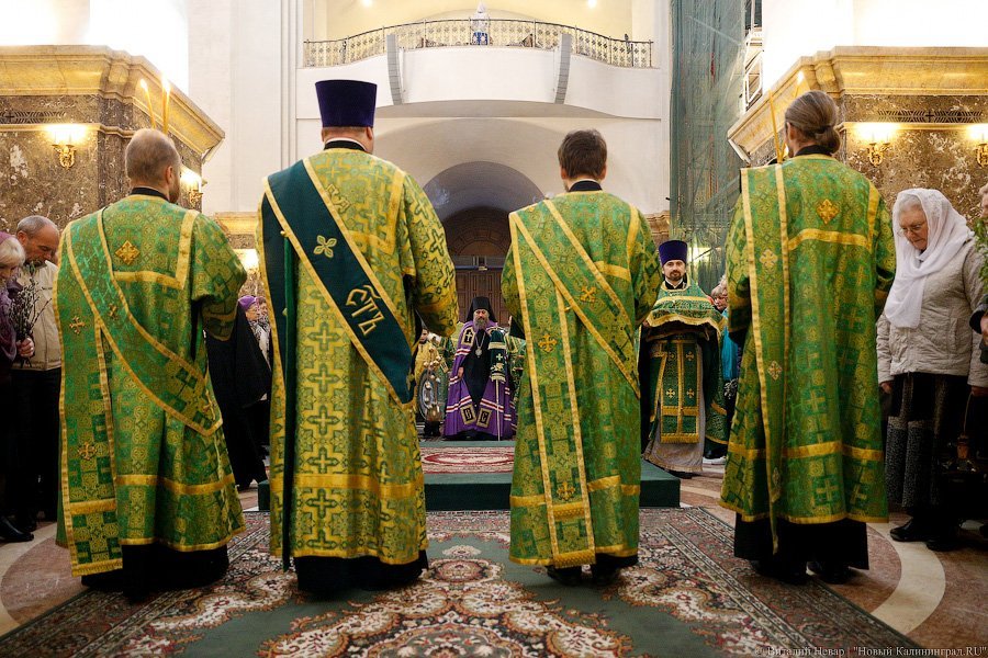 «Цветики да вербочки»: как прошло богослужение в Вербное воскресенье (фото)