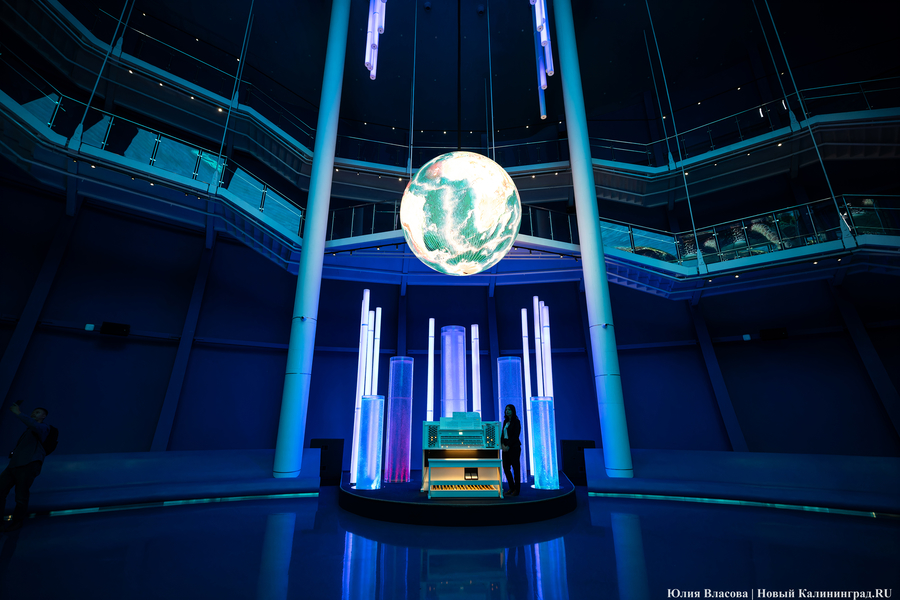 Музей-корабль, музей-планета: экскурсия по корпусу-шару «Планета Океан»