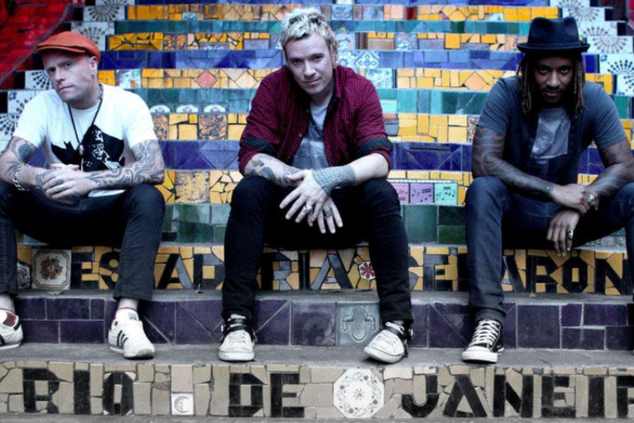 Фото с официальной страницы коллектива в «Фейсбуке»