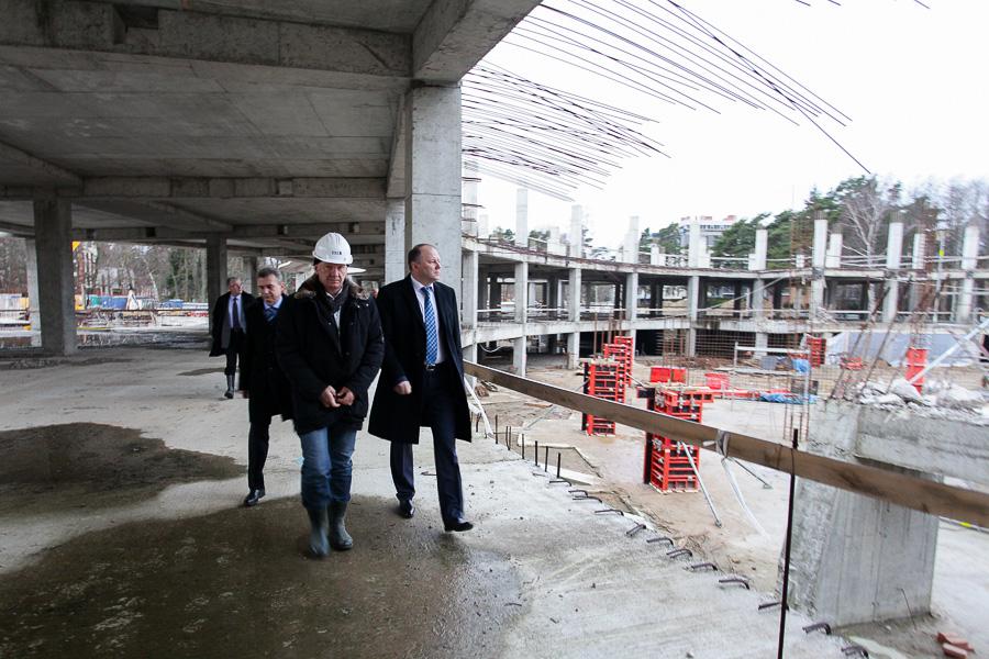 Разморозили: в Светлогорске возобновили строительство Театра эстрады и детского сада