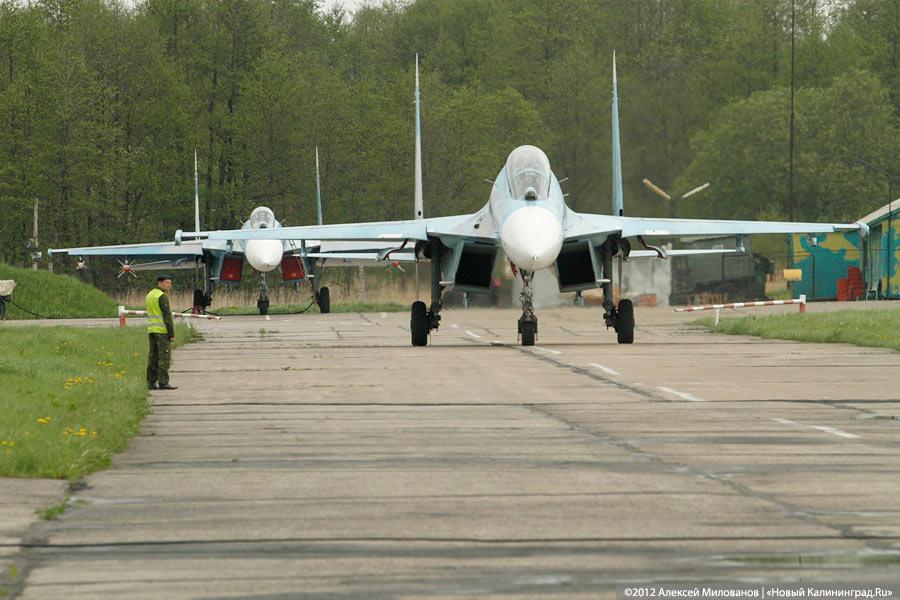 «Учёба в небе»: фоторепортаж с тренировочных полётов Су-27