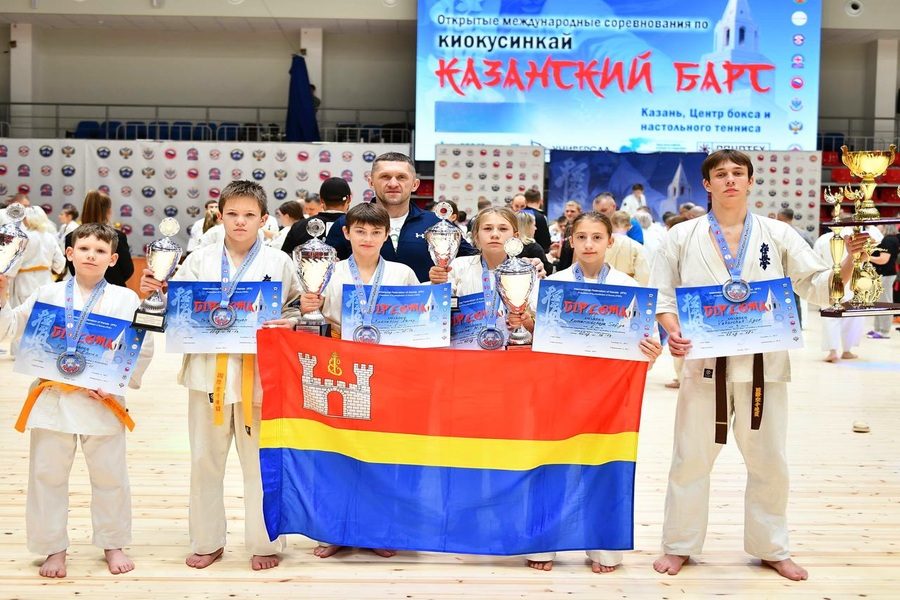 Каратисты из Калининграда завоевали шесть наград на турнире по киокусинкай