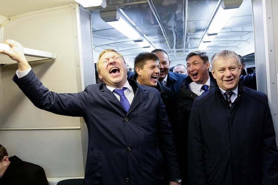 Первый пошел: удобен ли жителям Московского района новый рельсобус