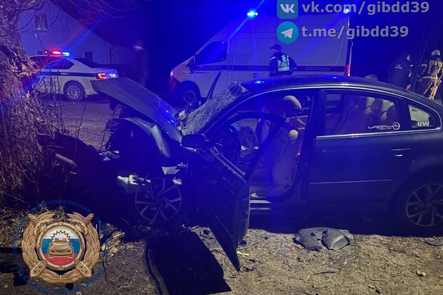 17-летний водитель и три пассажира пострадали в ДТП в Полесске (видео)