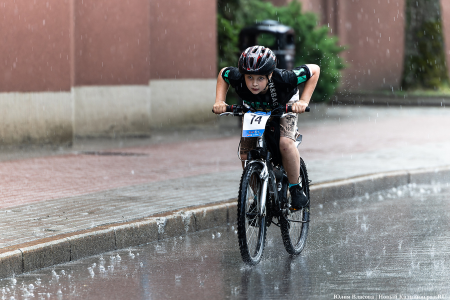 «Море положительных эмоций»: в Калининграде прошёл велопарад «День колеса» (фото)