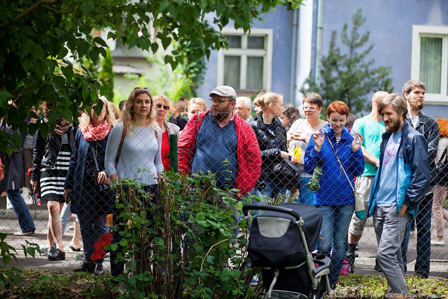 Музыка под балконом: в Калининграде прошёл фестиваль «Когда звучат улицы»