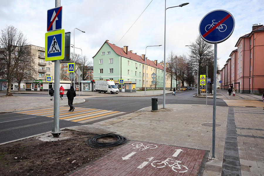 Сложная международная ситуация: как в Калининграде отремонтировали ул. Павлика Морозова (фото)