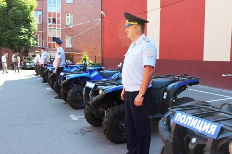 Мартынов и Цуканов прокатились на квадроциклах для ловли лихачей на пляжах (фото)