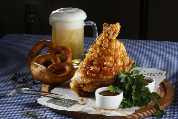 Немец-перец-колбаса: как будем отмечать Октоберфест в ресторане Kaiser Wurst