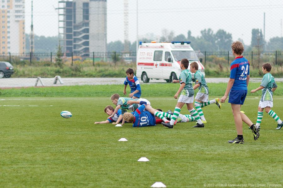 «Битва за овал»: фоторепортаж с международного турнира по регби