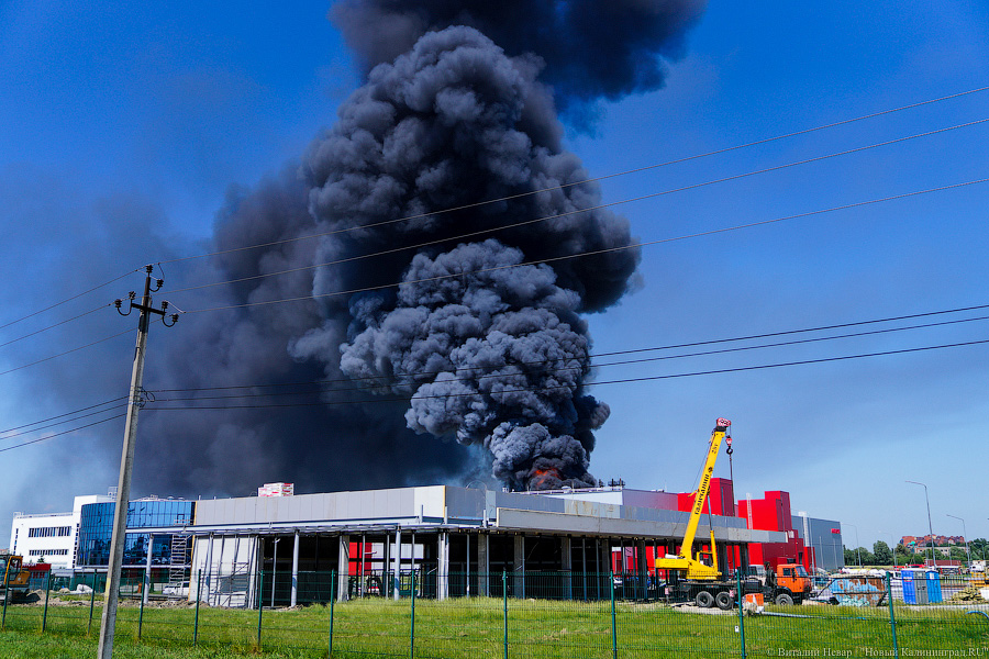 Пожар на заводе «Мираторга» в Калининграде: фоторепортаж «Нового Калининграда»