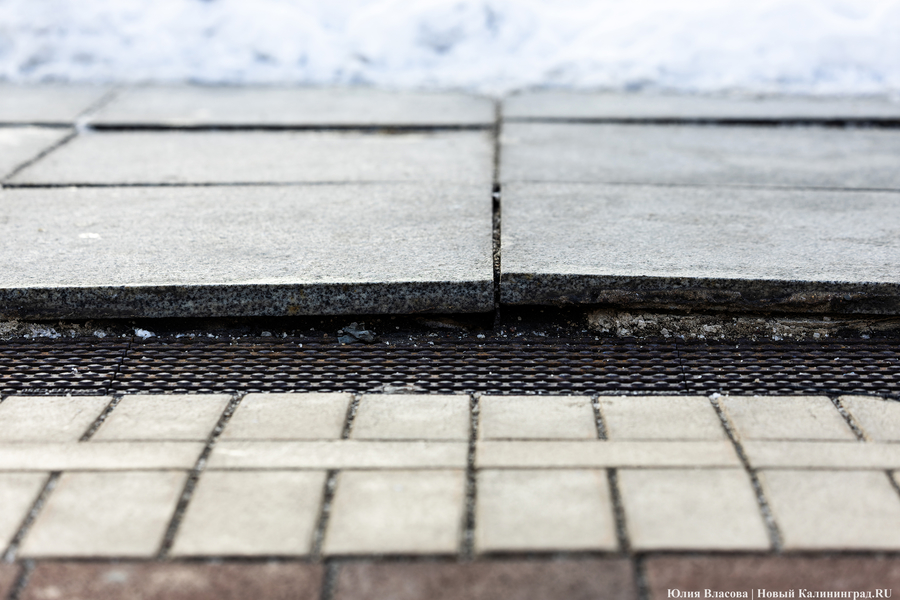 Горвласти о состоянии площади Победы: после 20 лет эксплуатации нужна реконструкция (фото)