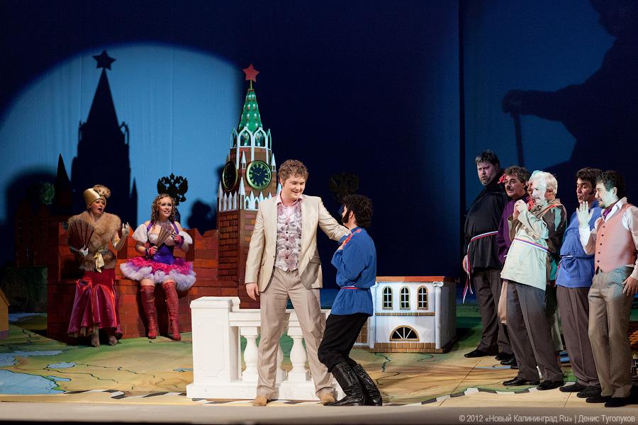 «Ревизор приехал»: фоторепортаж с репетиции спектакля «К нам едет ревизор»