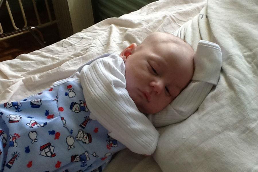 Умер на руках у мамы: семья, потерявшая ребенка, ищет правды