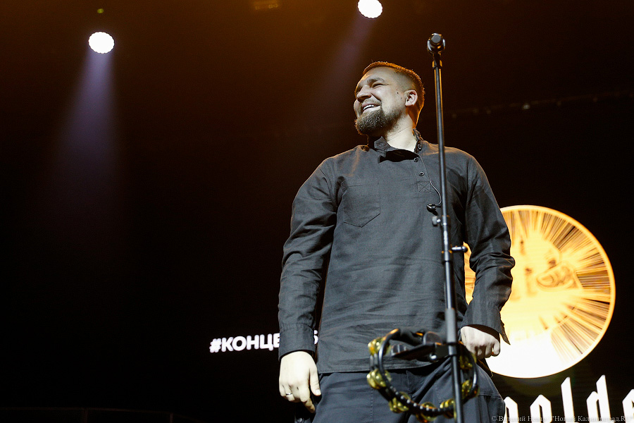 «Вася, давай!»: в «Янтарь-Холле» выступил рэпер Баста