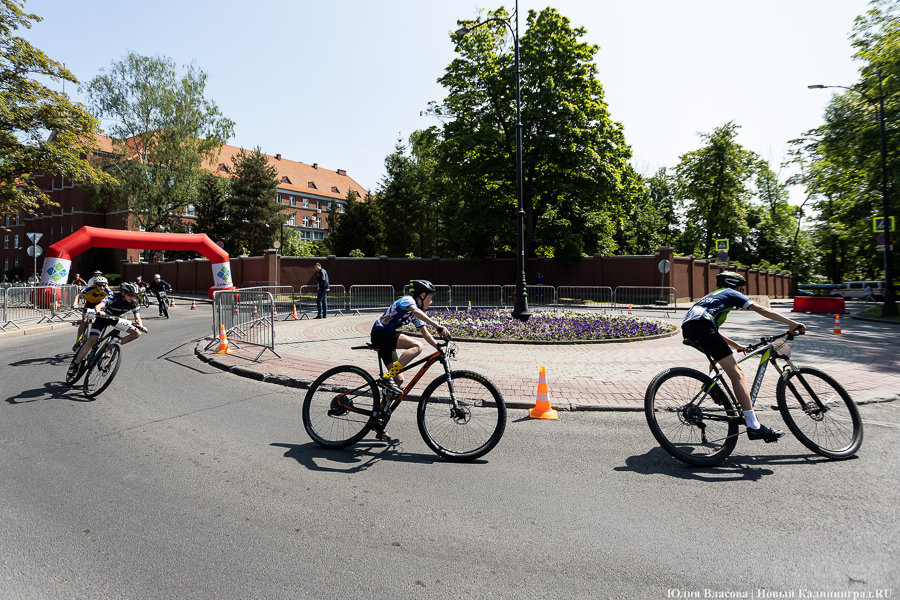 Катись оно всё: в Калининграде прошёл День колеса (фото)