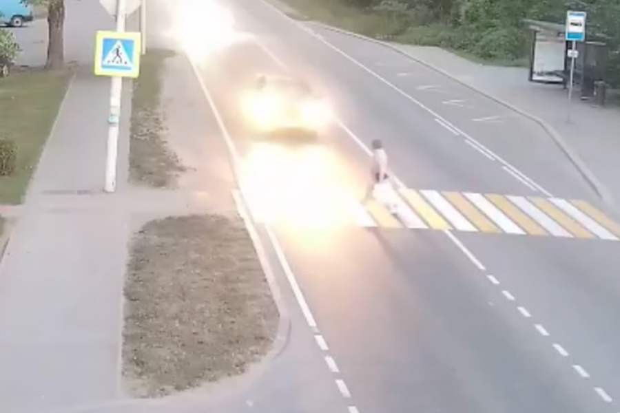 В Калининграде водитель «Фольксвагена» сбил пожилую женщину (видео)
