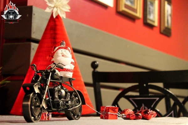 Уют, брутальность и романтика дорог: идем на корпоратив в кафе Crazy dad