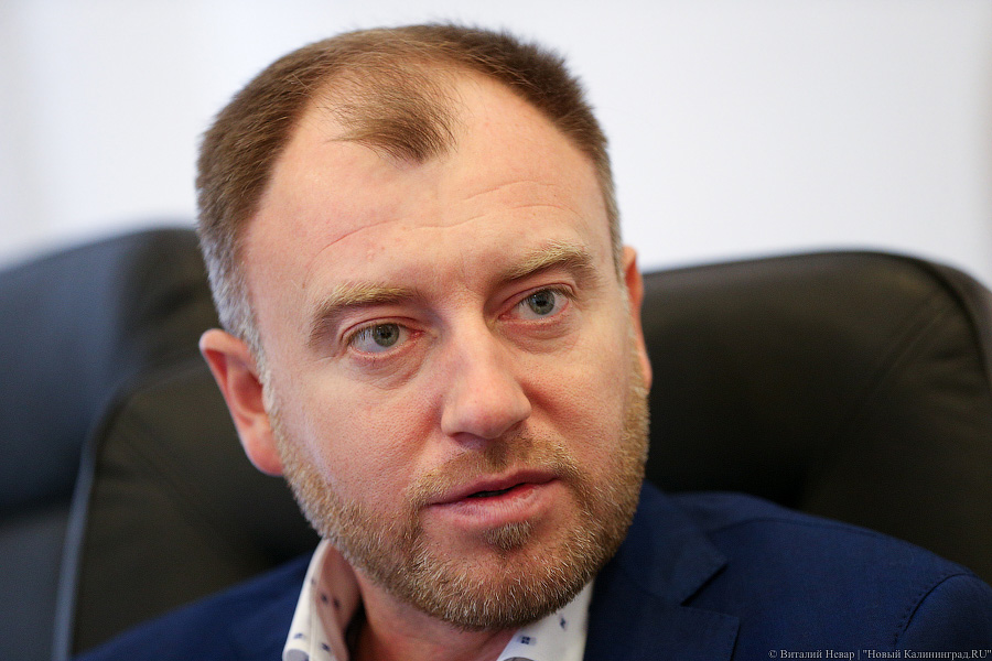 Алиханов внес в Окрсовет Янтарного вопрос о недоверии Заливатскому