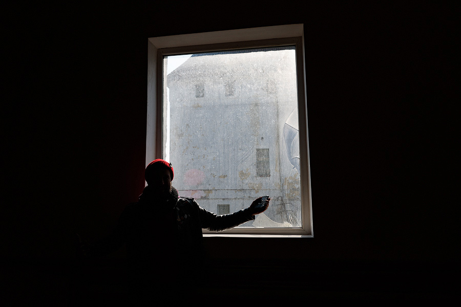 Домик из волчьих черепов: колония в замке Тапиау глазами бывшего политзаключённого (фото)