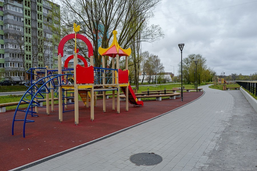«Дети болеют и дети заражают»: как выглядит борьба с COVID-19 на детских площадках