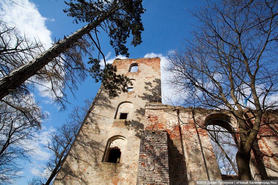Разрушенная трижды: кирха начала XVIII века в поселке Жилино