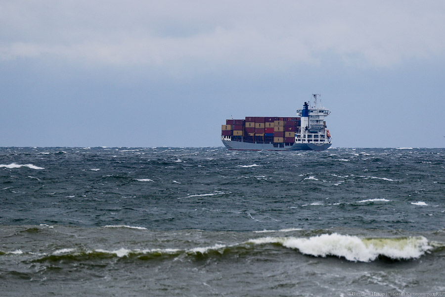 В Балтийском море пропал упавший за борт корабля 29-летний украинец