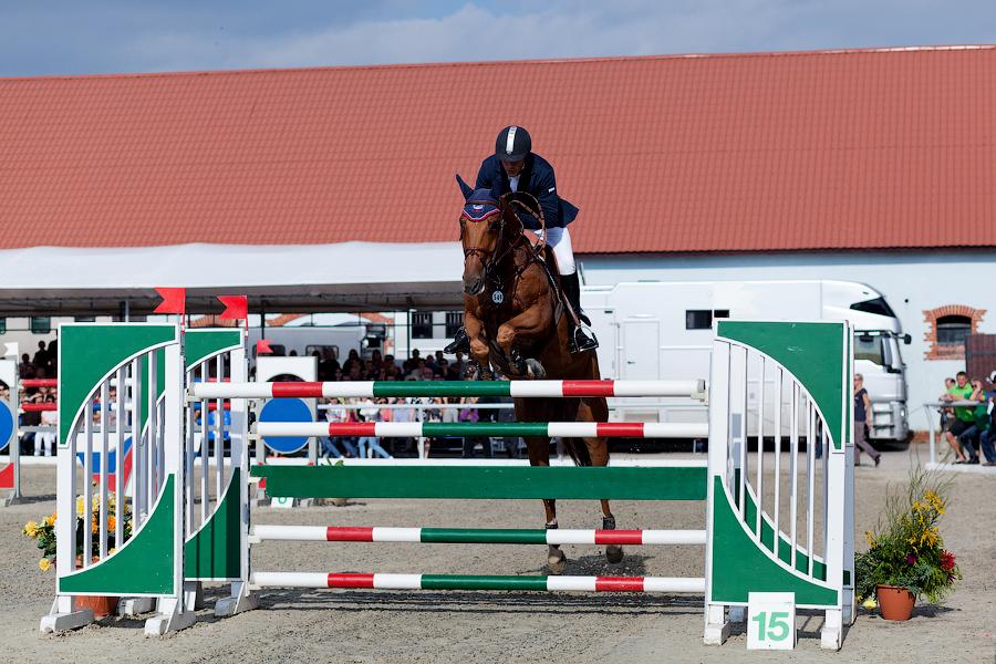 «Шляпки, лошади, конкур»: фоторепортаж «Нового Калининграда.Ru»