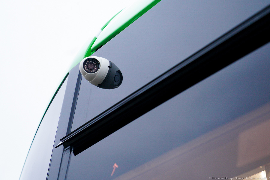 Летучий голландец: в Калининград привезли новый трамвай (фото)