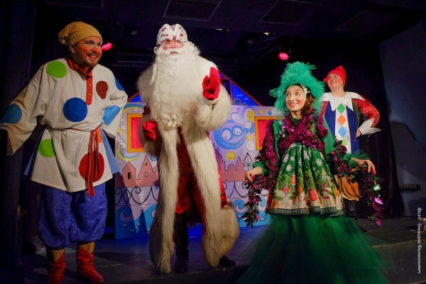 Вас ждет новогодняя программа в Калининградском драмтеатре