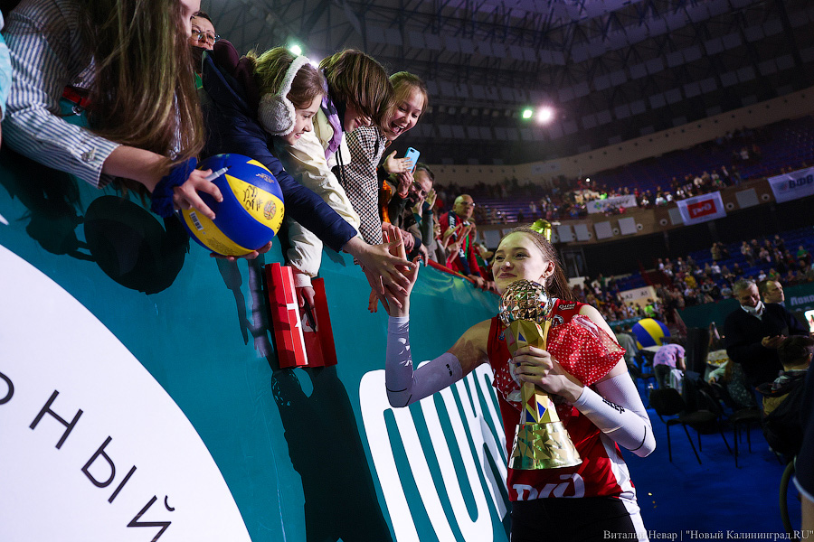 «Локомотив» и «Уралочка» выдали невероятную серию. И закончили золотым тай-брейком (фото)