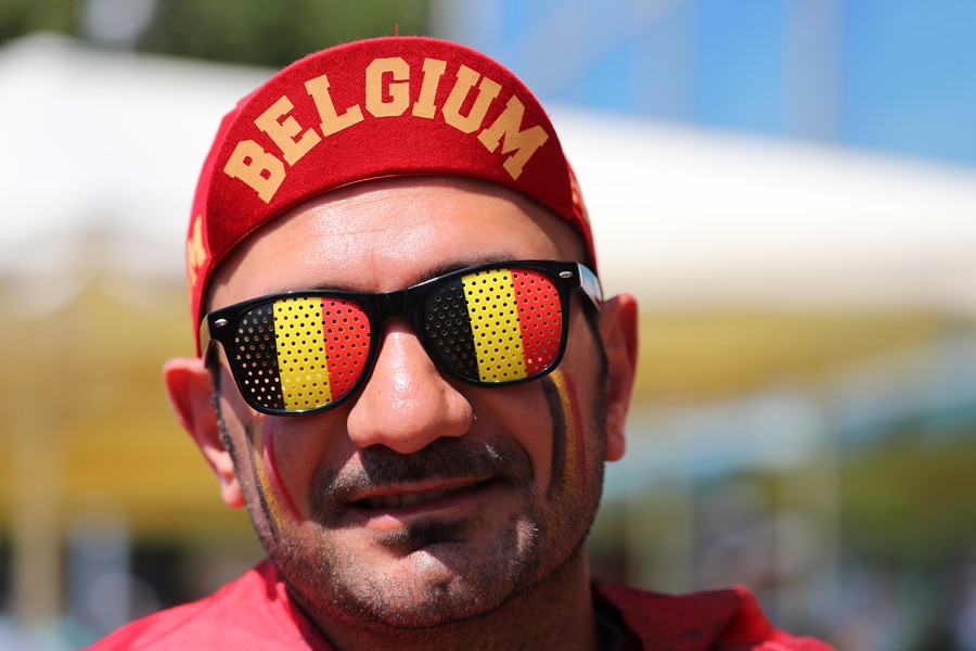 Captain Vodka: болельщики сборных Англии и Бельгии на улицах Калининграда (фото)