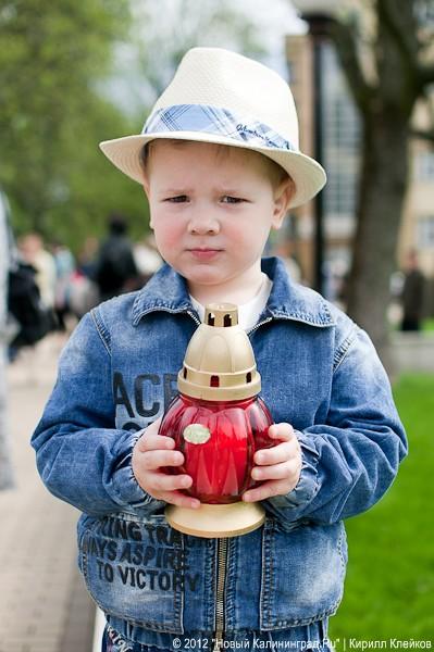 «100 лампадок в память о маленьком Сереже»: фоторепортаж