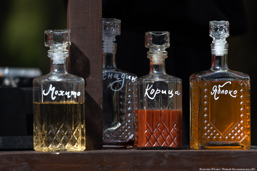 Стритфуд-музей: на острове Канта открылась майская ярмарка «еды и музыки»