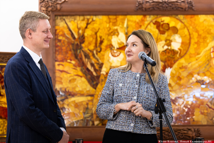 «За крепостной стеной»: Музей янтаря открыл экспозицию в пороховом погребе (фото)