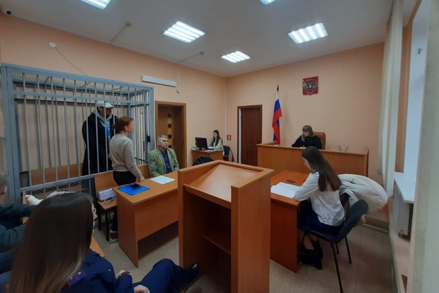 В Калининграде взяли под стражу китайского студента за взятку преподавателю (фото)