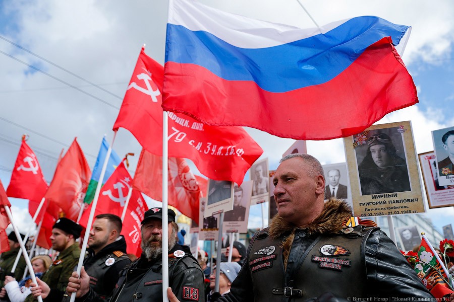 Вечная память: шествие «Бессмертного полка» в Калининграде
