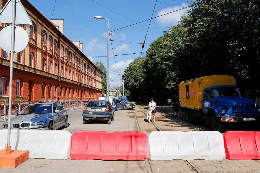 Прохода нет: Высокий мост на Остров закрыт на реконструкцию (фото)