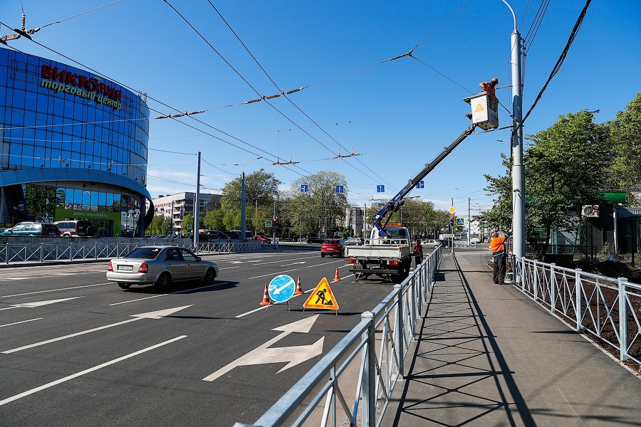 Конец мучений и брусчатки: Киевскую полностью открыли после ремонта (фото)